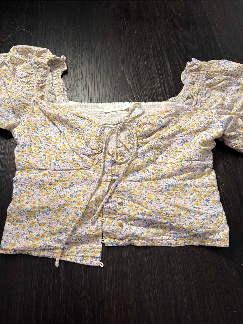 Astr Yellow and Light Blue Floral Tie-Front Puff Sleeve Crop Top